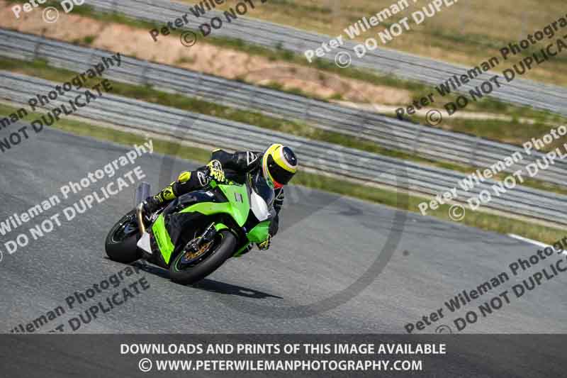 cadwell no limits trackday;cadwell park;cadwell park photographs;cadwell trackday photographs;enduro digital images;event digital images;eventdigitalimages;navarra;no limits trackdays;peter wileman photography;racing digital images;trackday digital images;trackday photos